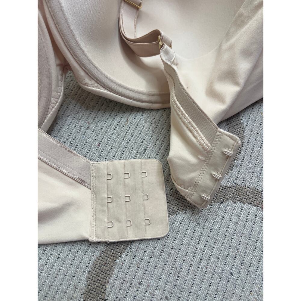 Soma Embraceable Perfect Coverage Underwire Pale Sand Bra, size 42D, MSRP $49 - Picture 4 of 11
